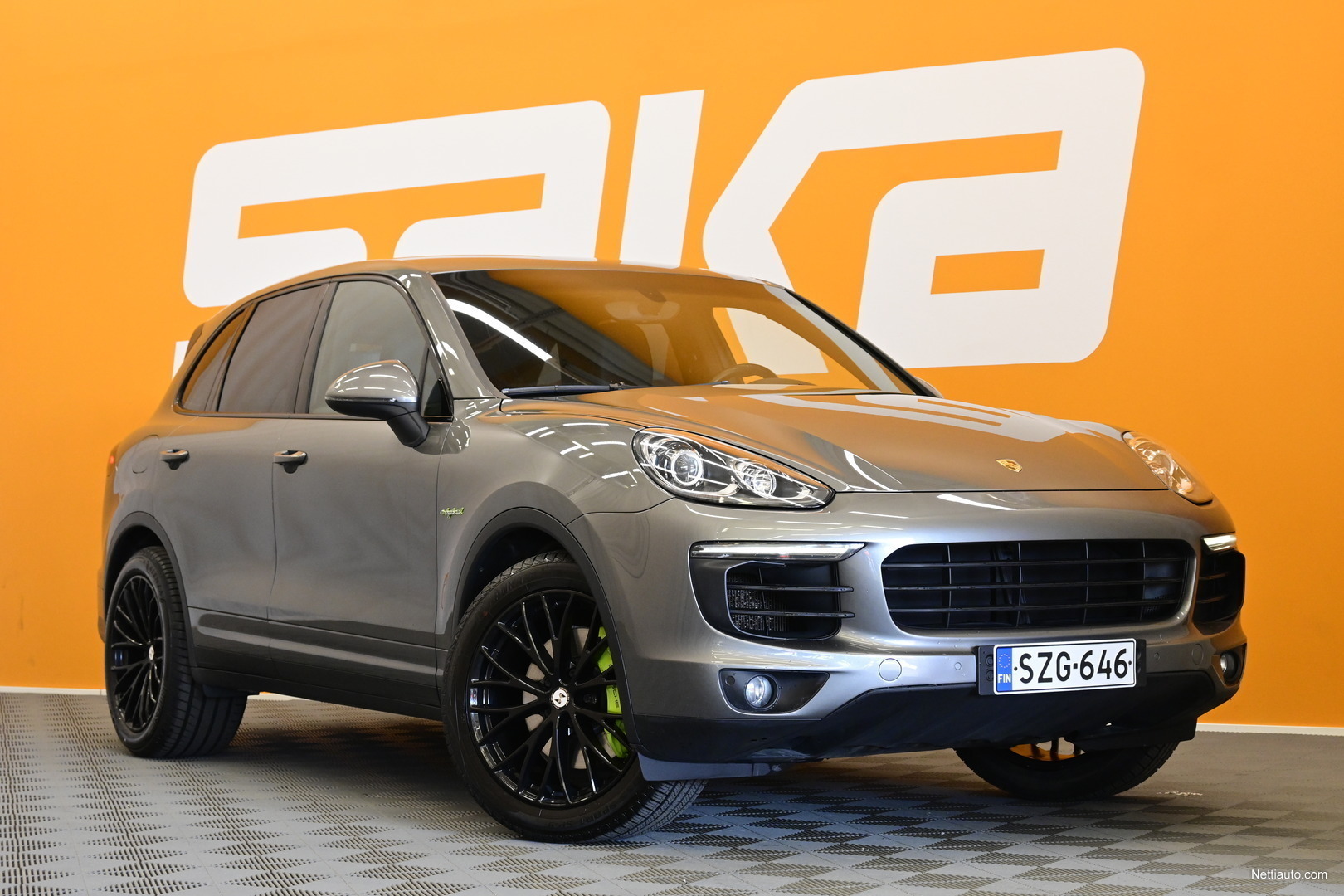 Porsche Cayenne S EHybrid ** 14ist muistilla / PASM / Nahkasisusta