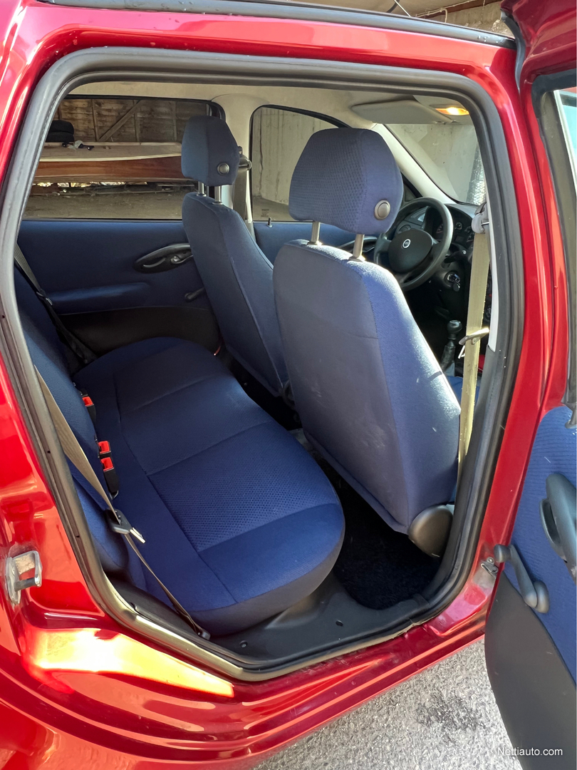 Fiat punto 2004 outlet isofix