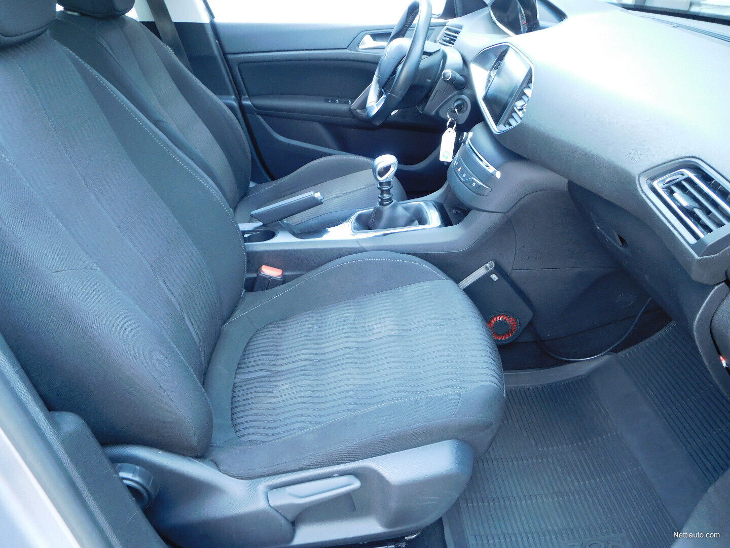 Intérieur - 9/24 - Peugeot 308 (2014) 