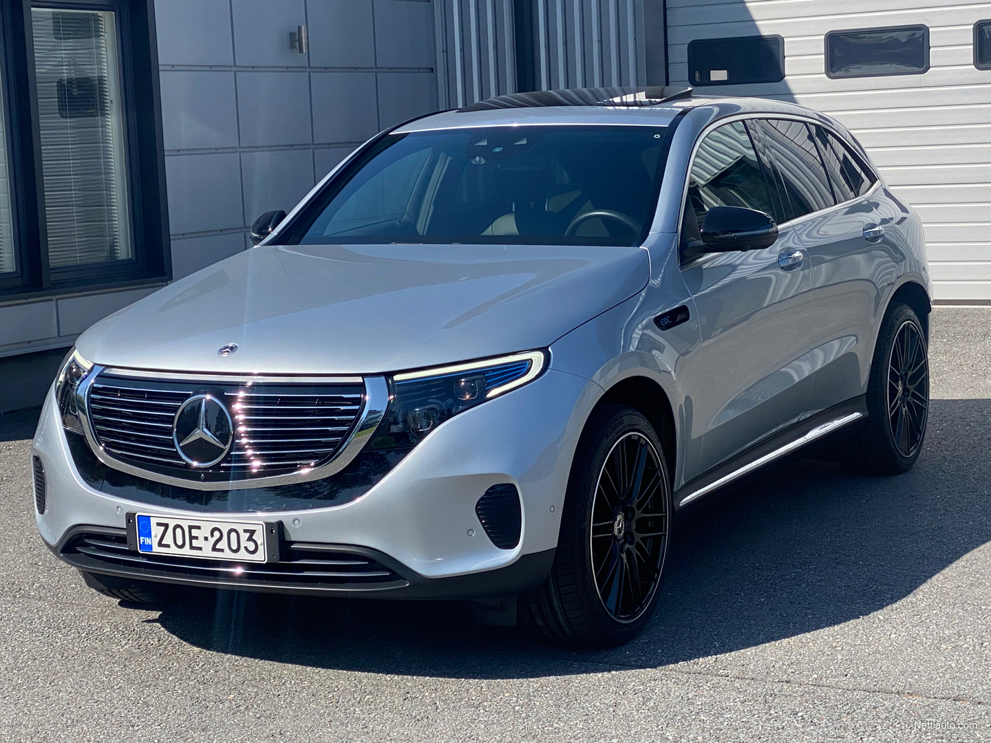 Mercedes eqc online hinta