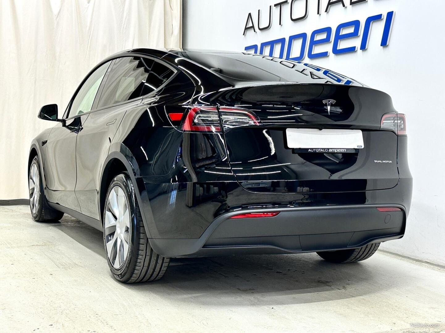 Tesla Model Y Long Range AWD SCHUTZFOLIE,CARBON SUV / Geländewagen, 2021,  50.000 km, € 48.000,- - willhaben