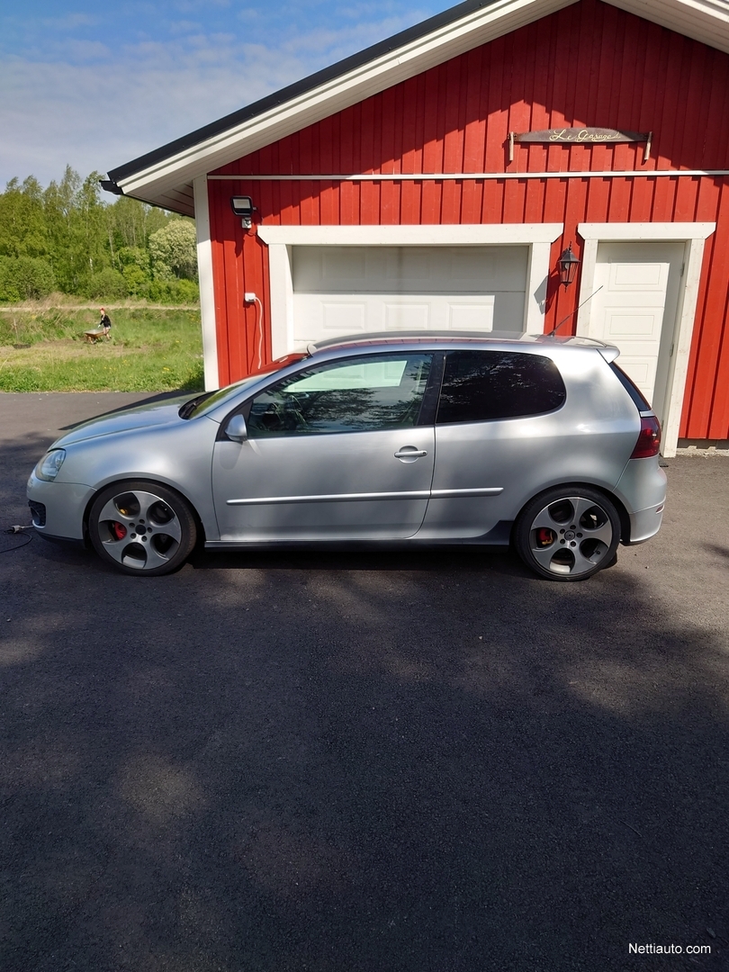 VOLKSWAGEN Golf Gris Clair