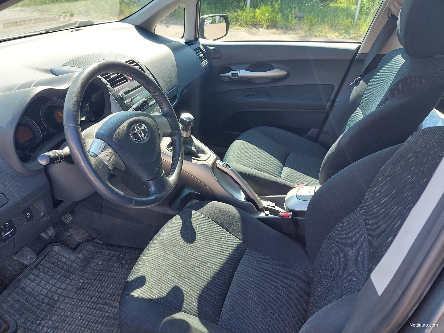 Toyota auris outlet 2008 isofix