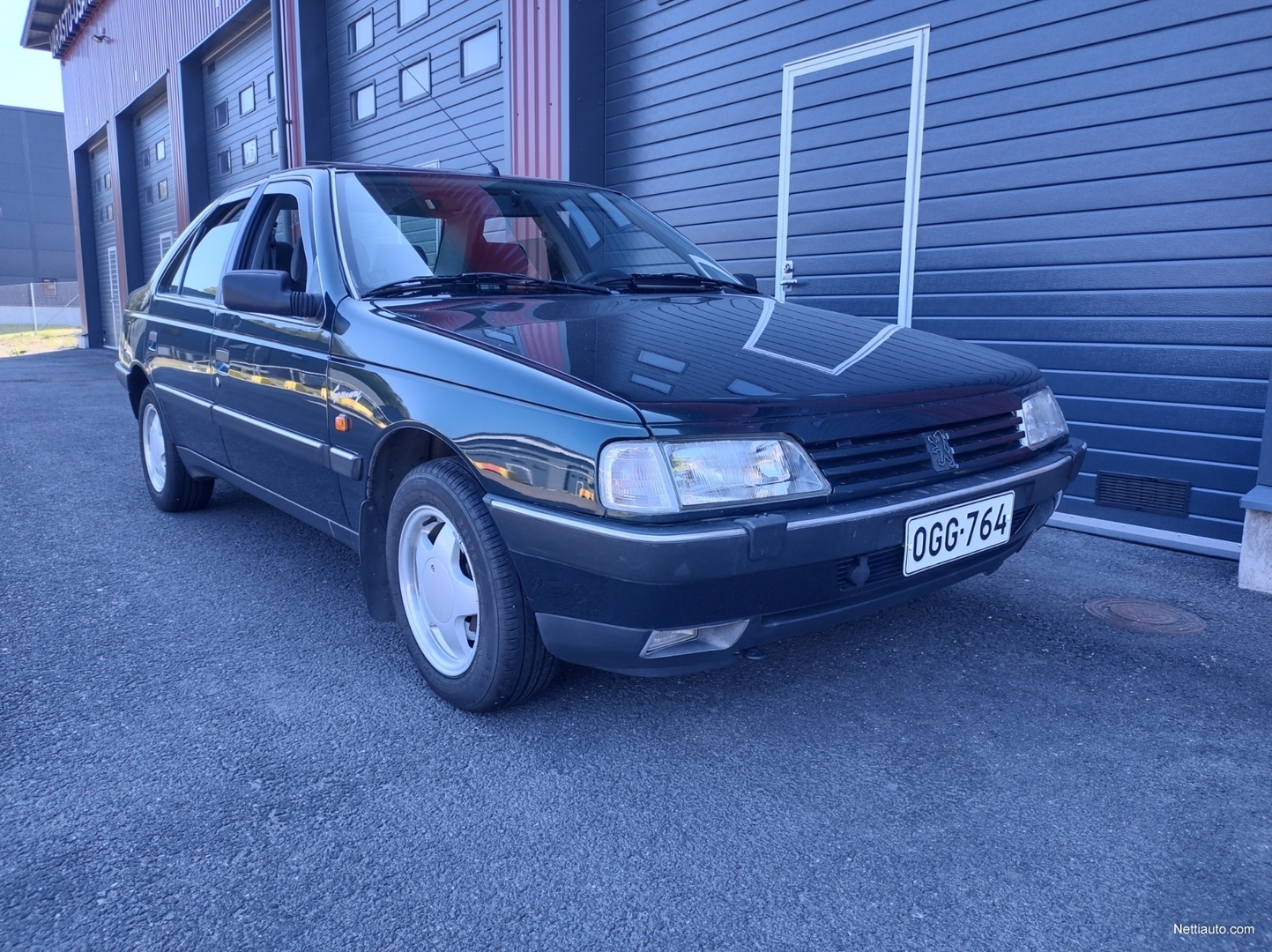 PEUGEOT 405 Signature