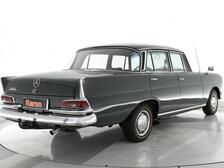 Mercedes-Benz S