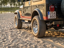 Jeep CJ7