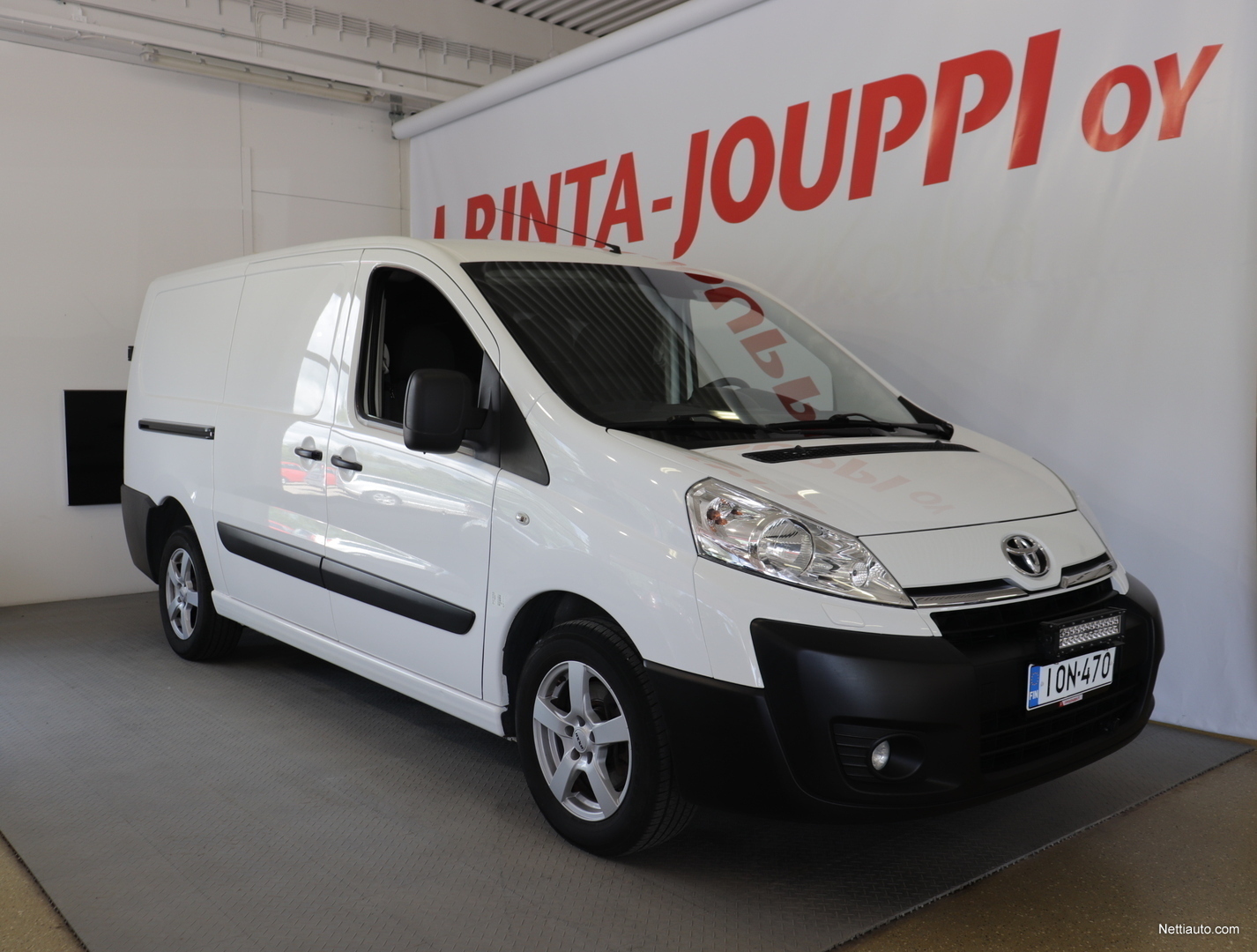 Toyota Proace L2H1 2,0 D163 Active AT - Automaatti, Vetokoukku,  Vakionopeussäädin, LohkolämmitinMoottorilämmitin, Ilmastointi - J. a 2014  - Vaihtoauto - Nettiauto