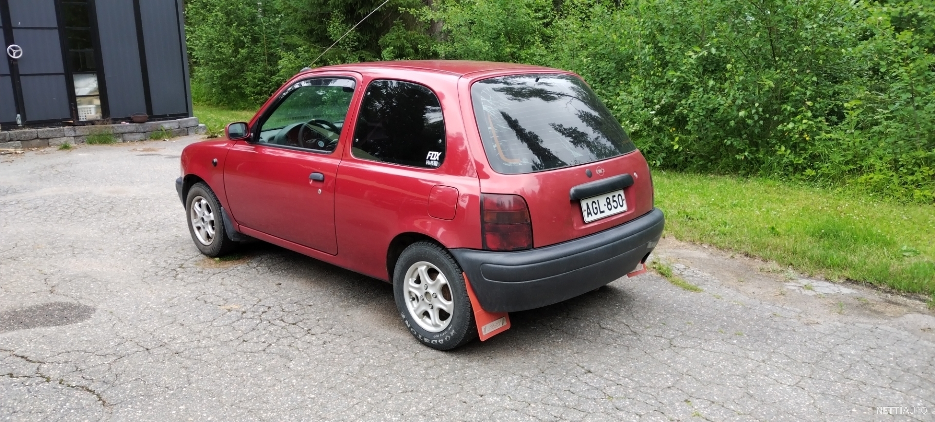 Nissan Micra Vaihtuu takavetoon Hatchback 1998 Used vehicle