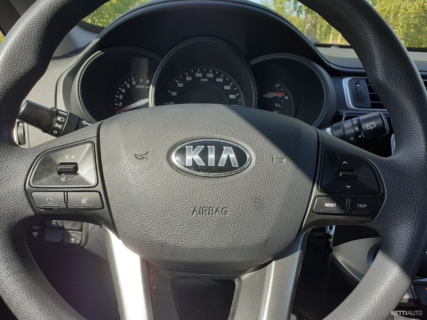 2013 kia rio online steering wheel size