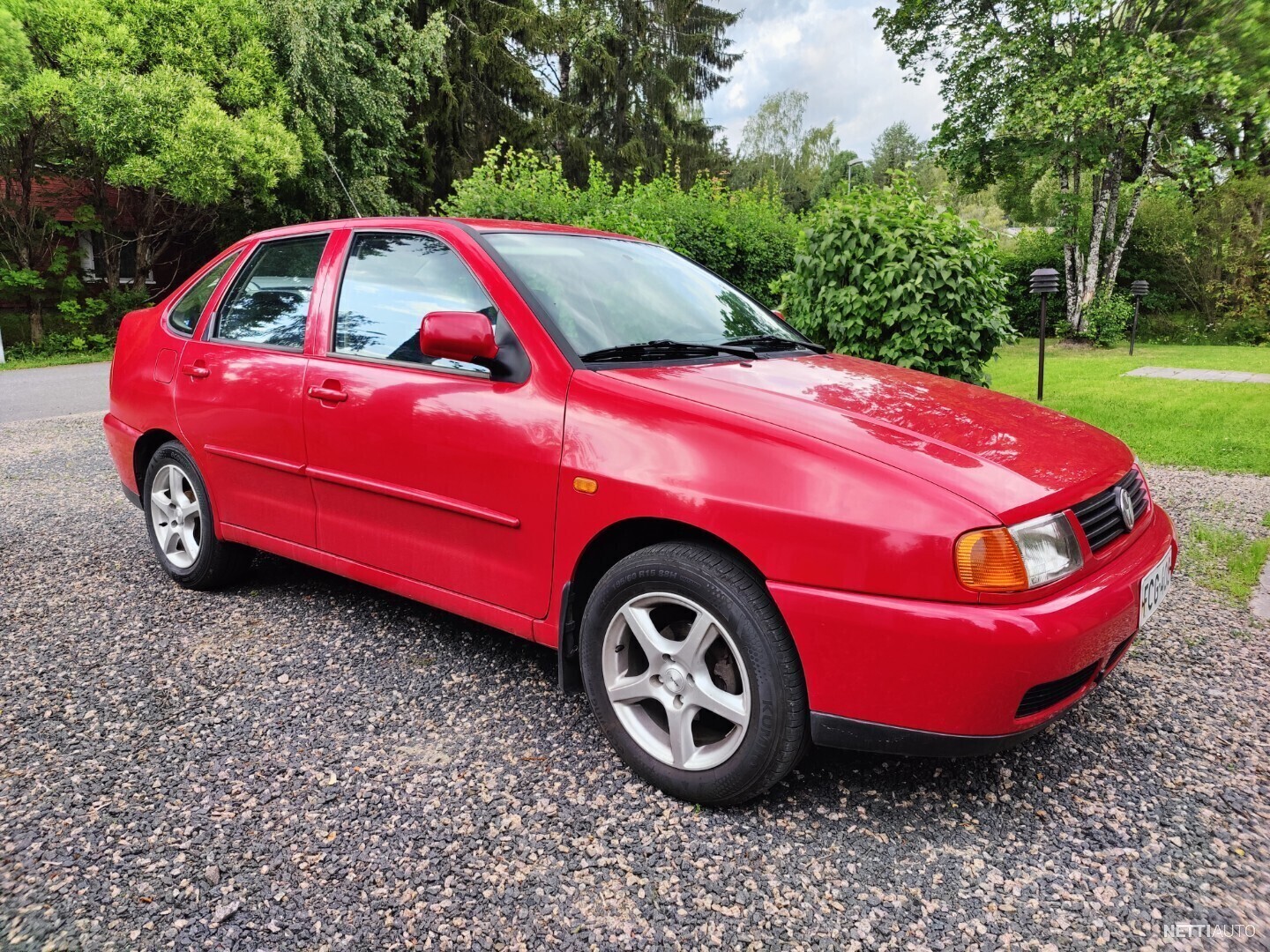 Volkswagen Polo 1.4 4d Classic Sedan 1997 Used vehicle Nettiauto