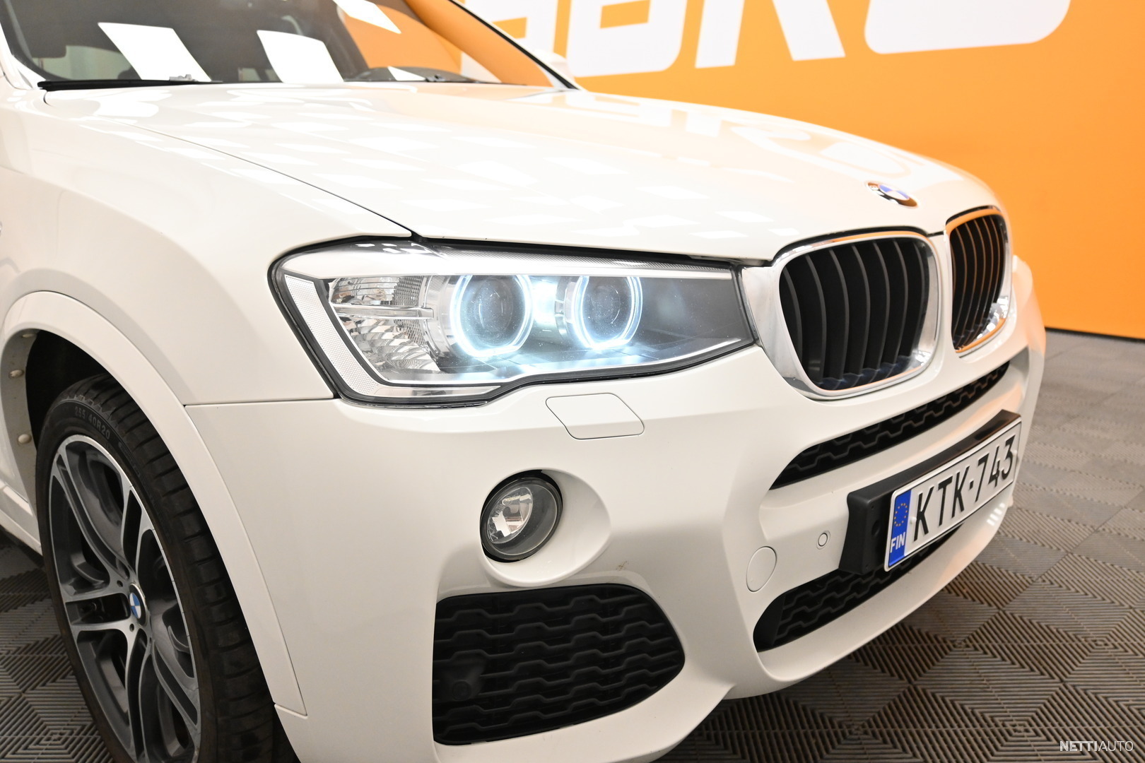 BMW X4 X4 F26 xDrive20d A M Sport ** Nahkaverhoilu / Koukku