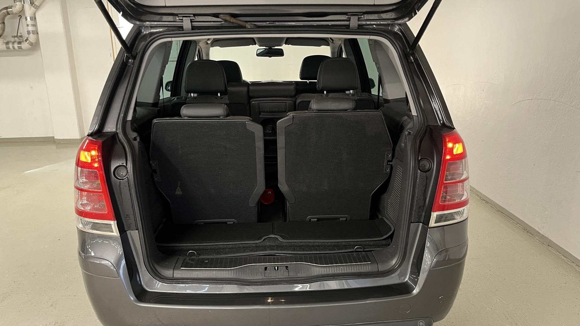 Opel Zafira 2009, kuva 7/11