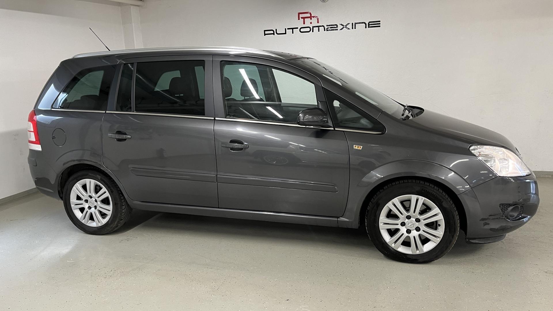 Opel Zafira 2009, kuva 4/11