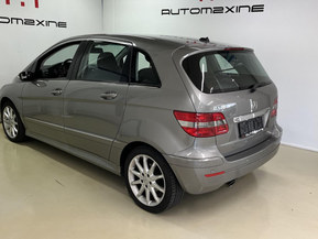 Mercedes-Benz B