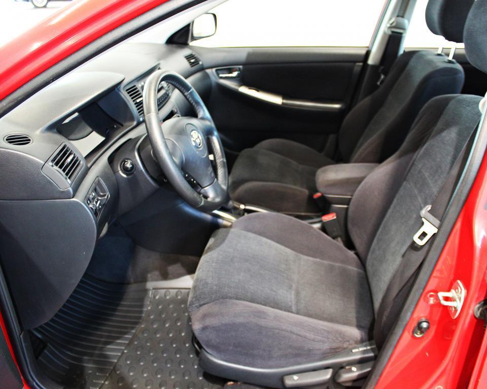 Toyota Corolla 1,6 VVT-i Linea Sol 4ov 2002, kuva 7/9
