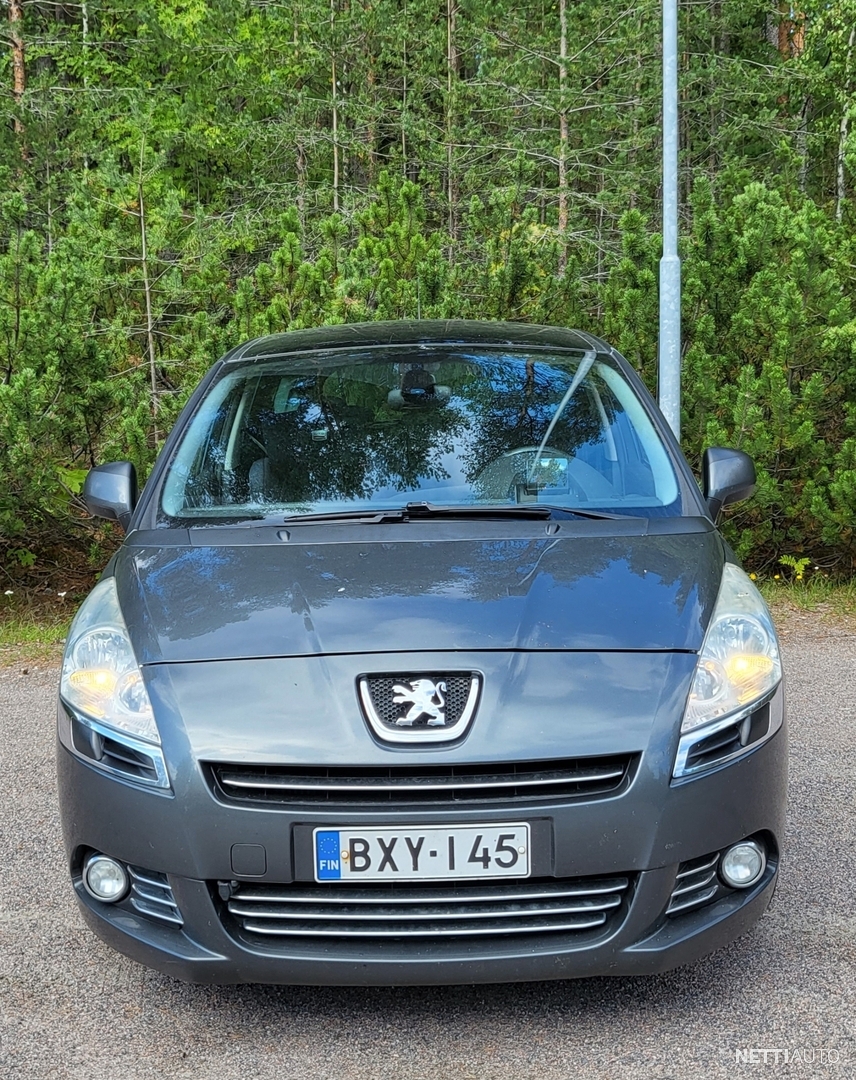 Peugeot 5008 (2010 - 2013) used car review, Car review