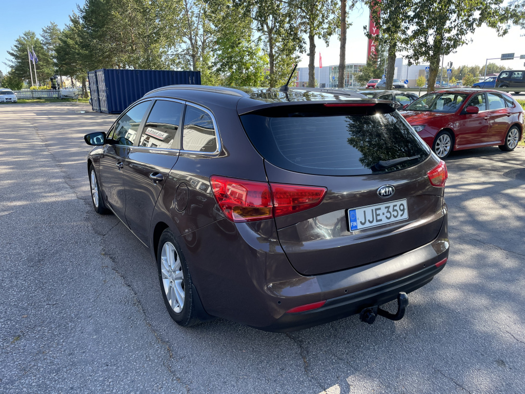 Kia Ceed 1,6 CRDi ISG EX SW EcoDynamics 2013, kuva 4/11