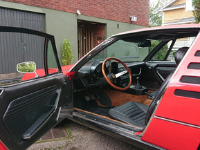 Alfa Romeo Montreal