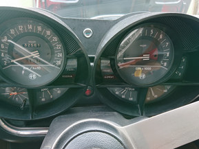 Alfa Romeo Montreal