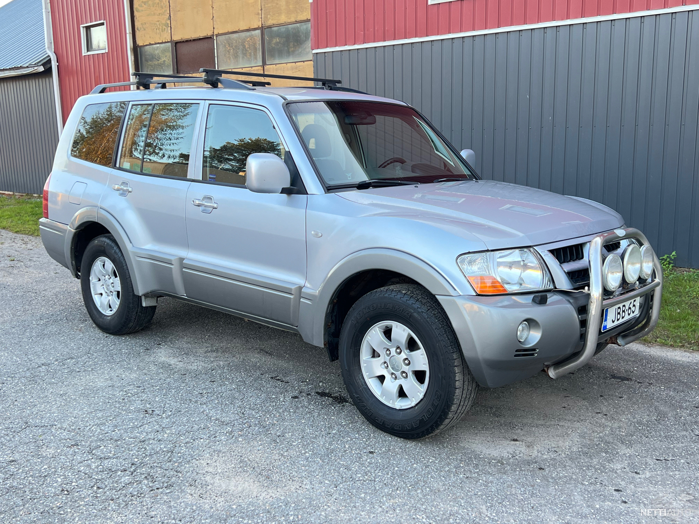 immagini modificate di mitsubishi pajero