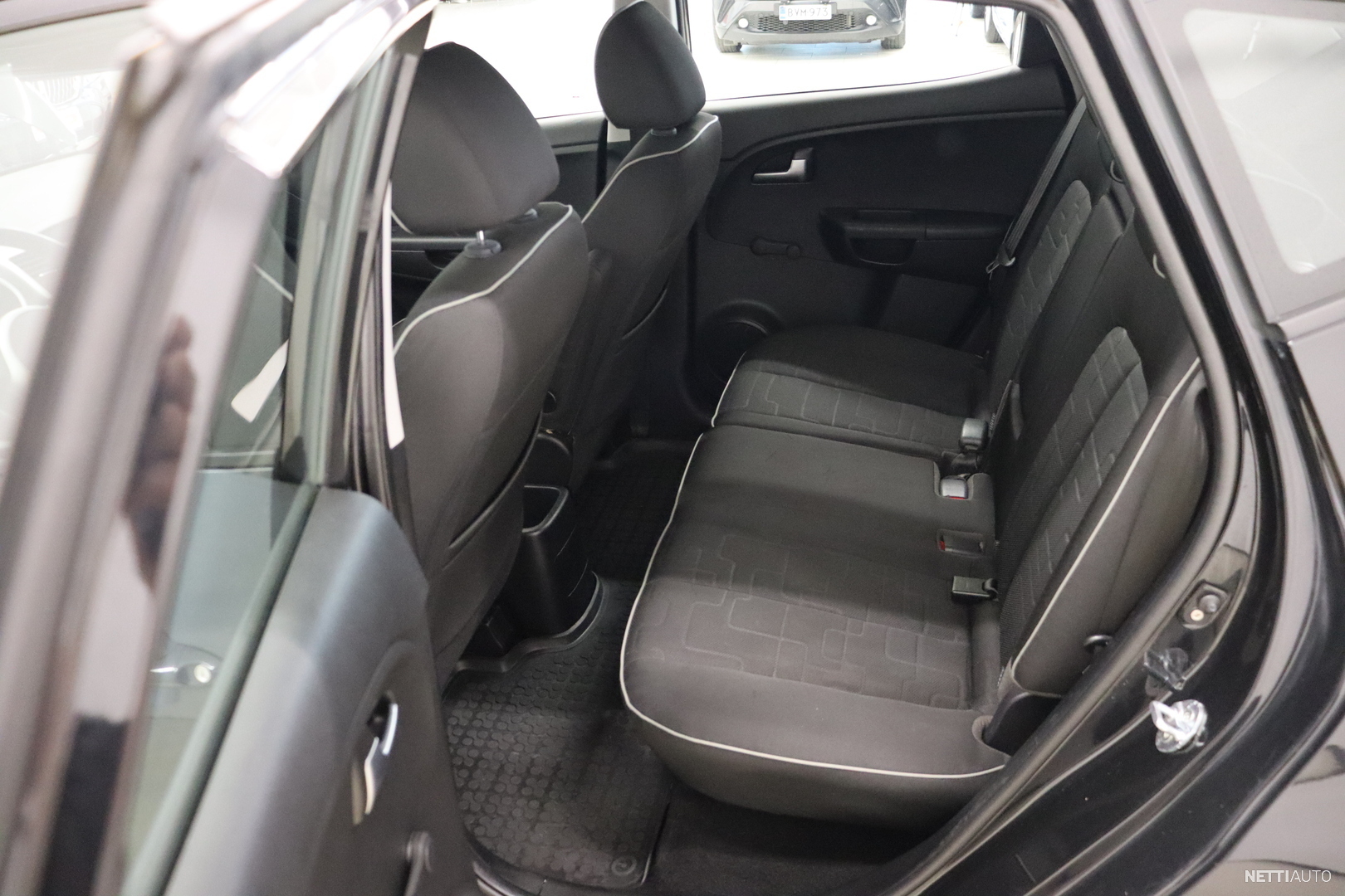 Isofix clearance kia venga