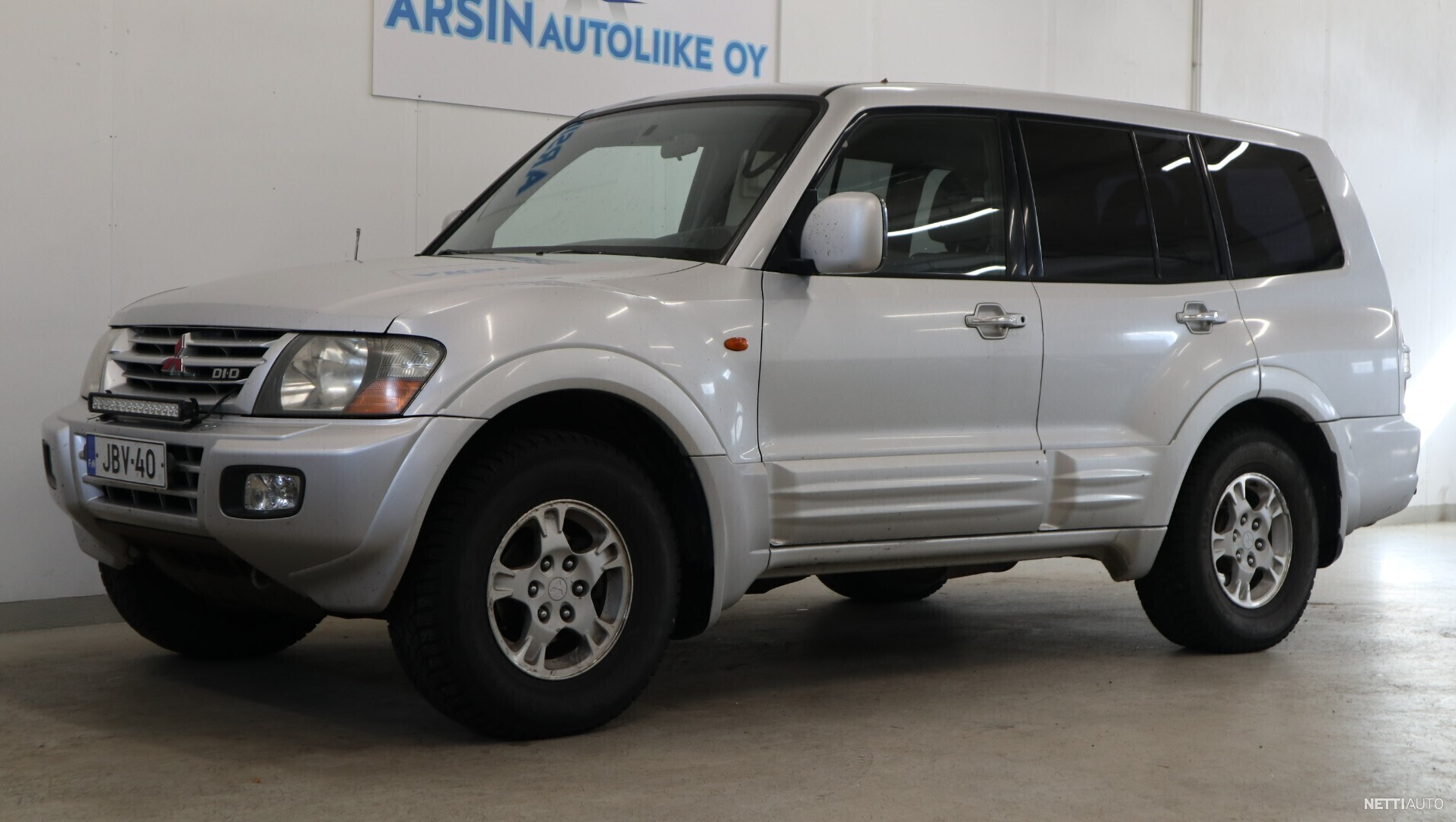 immagini modificate di mitsubishi pajero