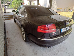 Audi S8