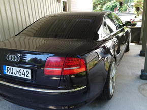 Audi S8