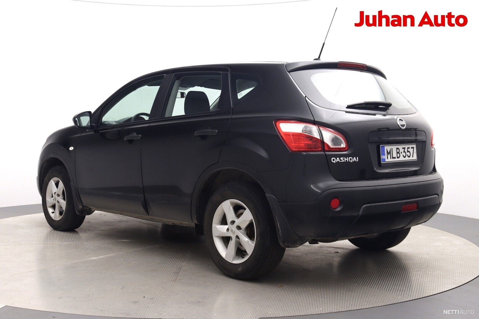 Nissan Qashqai 1,6L Stop / Start System 2WD 5M/T Select Edition