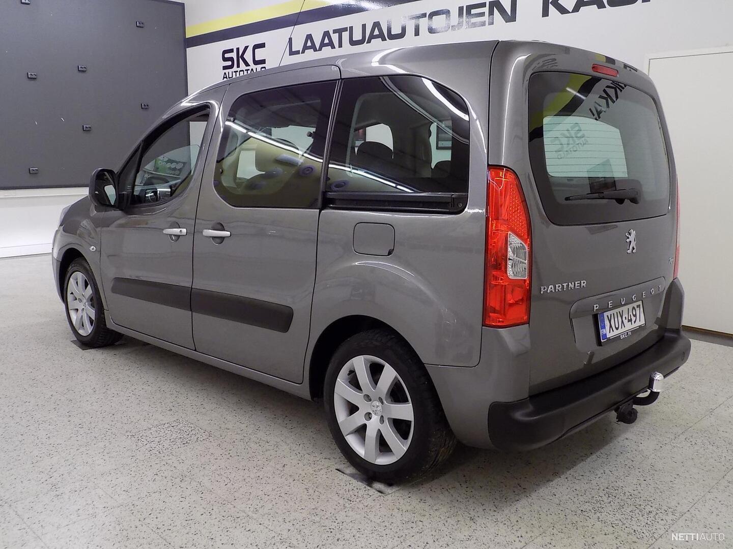 Citroen Berlingo Peugeot Partner Tepee Premium 1.6 HDI tila-auto