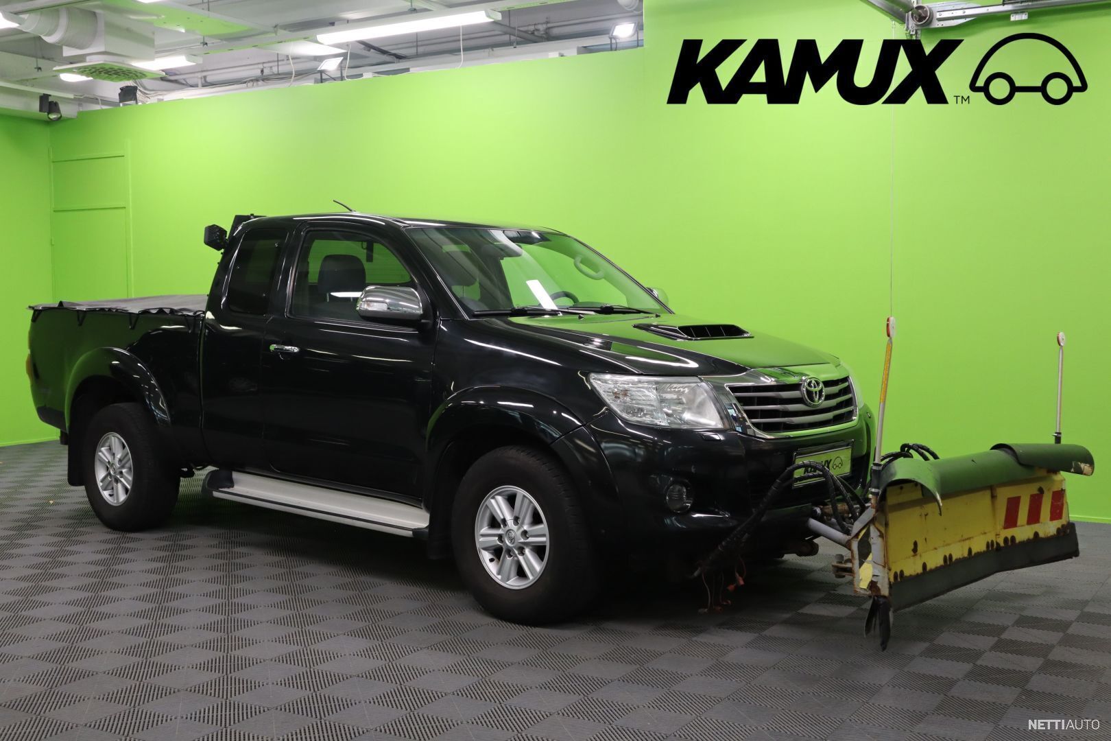 toyota-hilux-extra-cab-2-5-d-4d-4wd-144-sr-alv-auravarustus