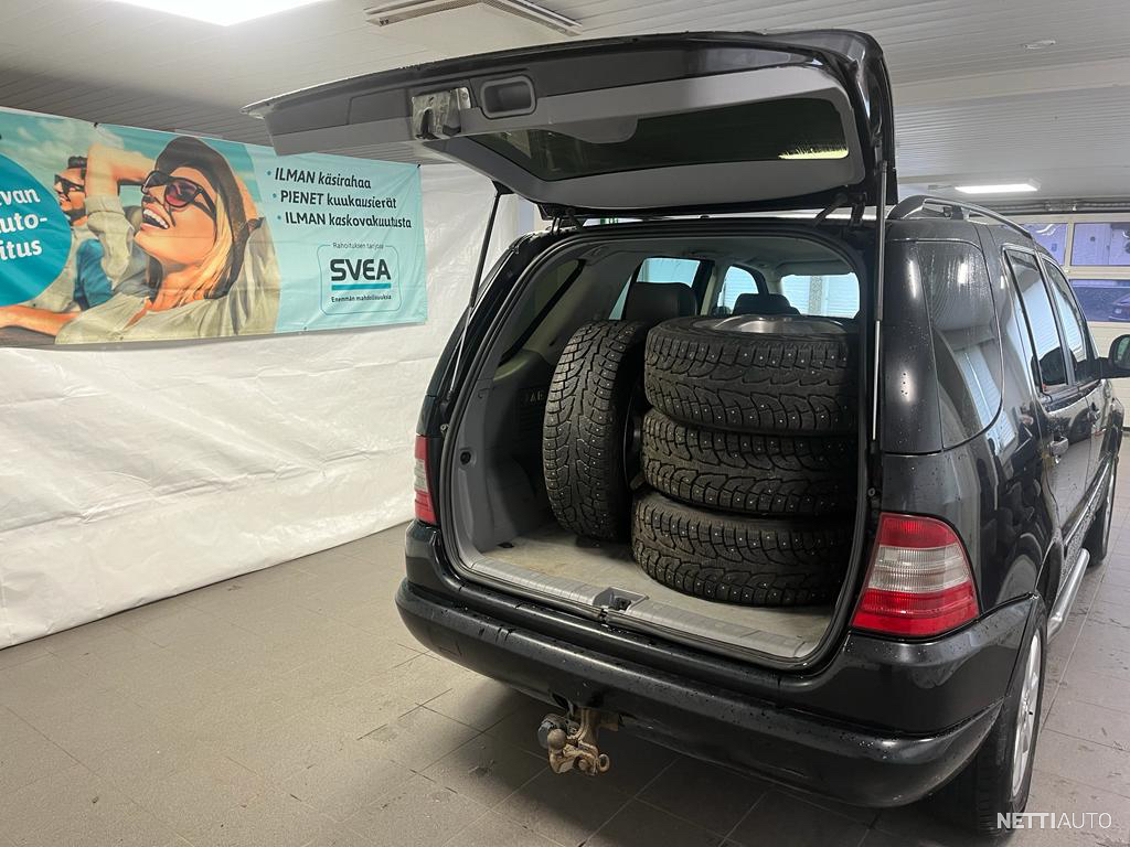 Mercedes-benz Ml 320 5d 4wd -yksilö Kuntoinen Maasturi Mersu -molemmat 