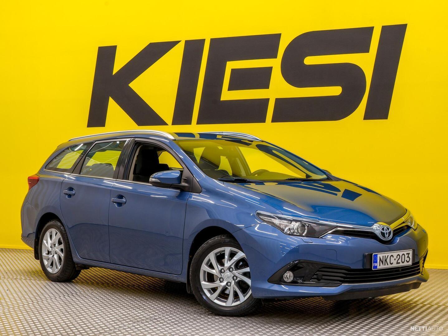 Toyota auris touring sports 1 2 t active lohkol mmitin sis pistoke