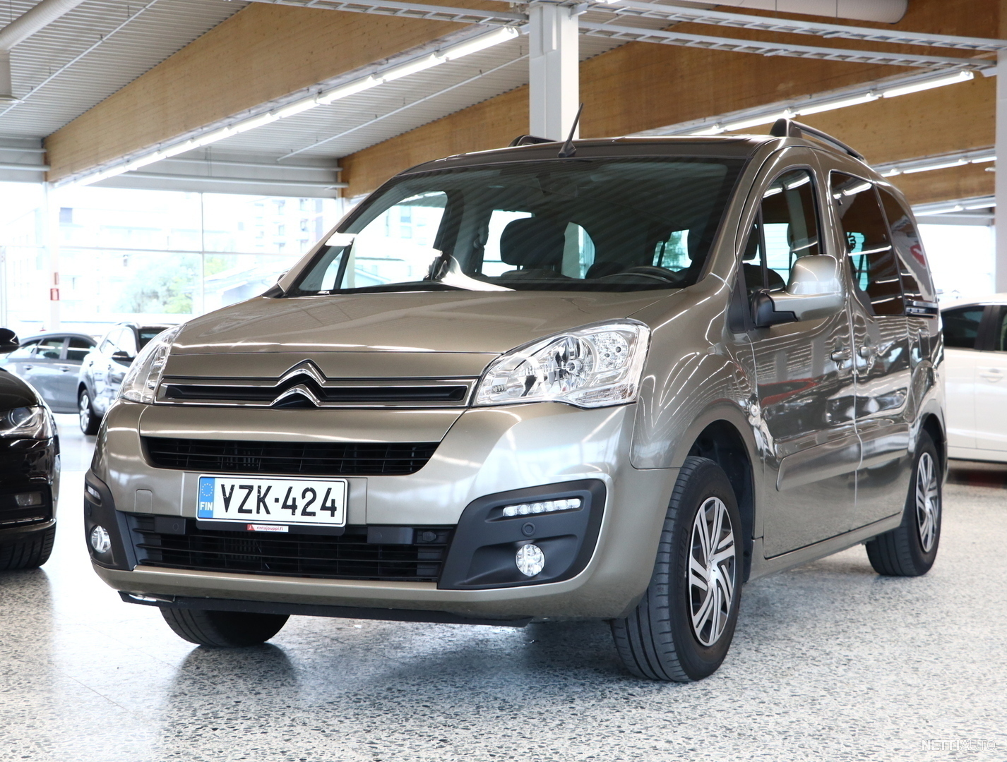 SARL AUTOSTRAAT - CITROEN-BERLINGO-Berlingo 1.2 PureTech 12V - 110 S&S II  2008 COMBI Feel PHASE 3