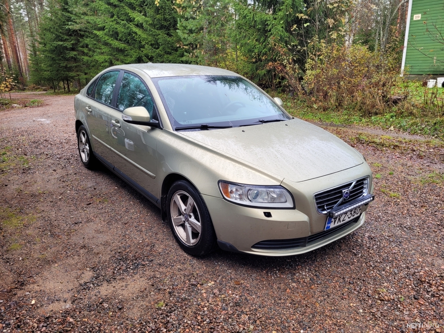 volvo-s40-1-6d-drive-start-stop-kinetic-porrasper-2010-vaihtoauto