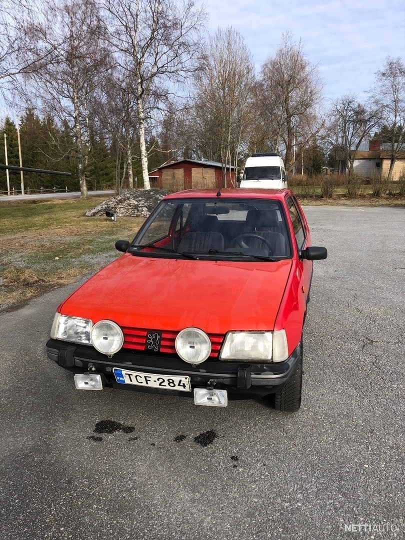 Peugeot 205 XLi 1.1 Color Viistoperä 1992 - Vaihtoauto - Nettiauto