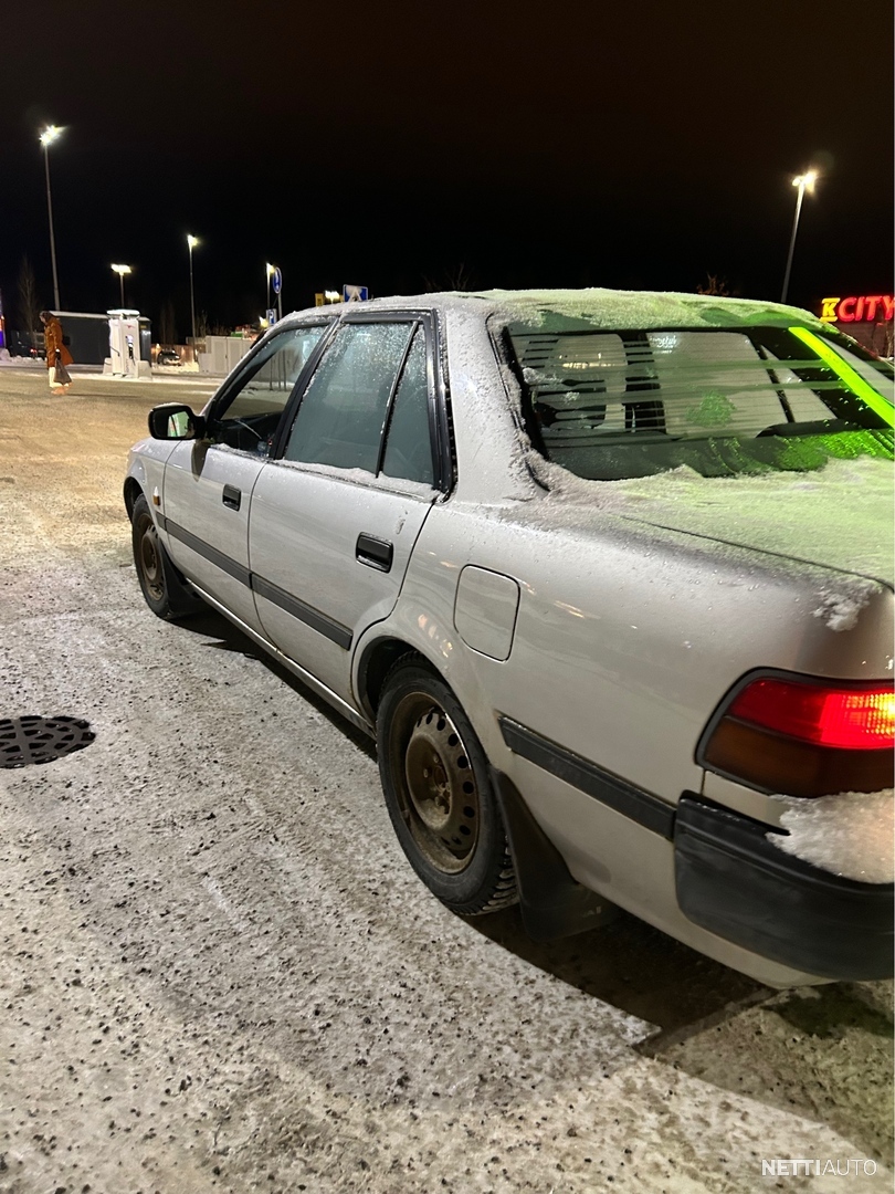 Toyota Carina II Porrasperä 1988 - Vaihtoauto - Nettiauto