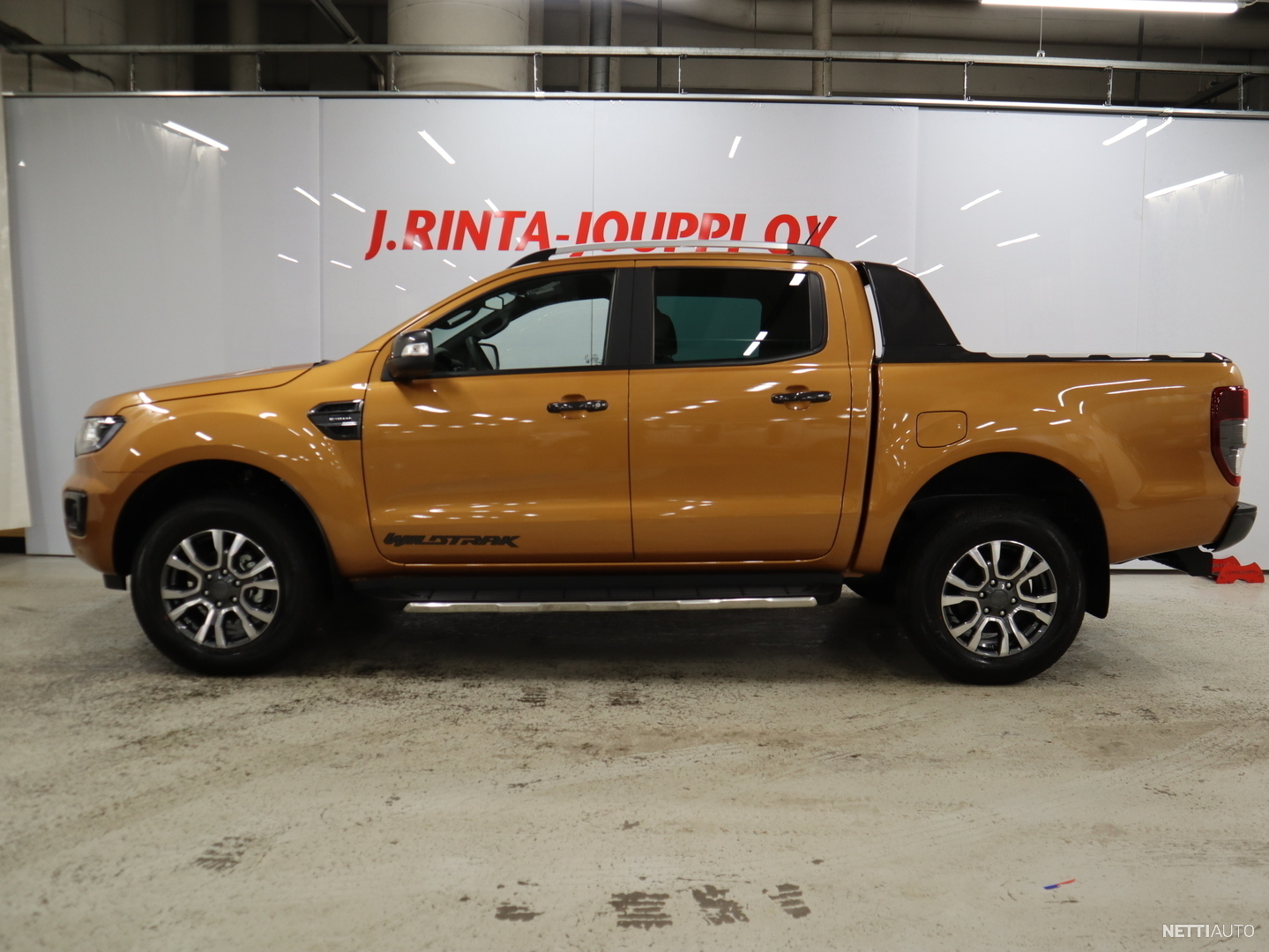 Ford Ranger Double Cab 2,0 TDCi 213 hp A10 4x4 Wildtrak KIINTEÄ 2,9