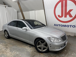 Mercedes-Benz S
