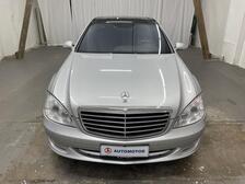 Mercedes-Benz S