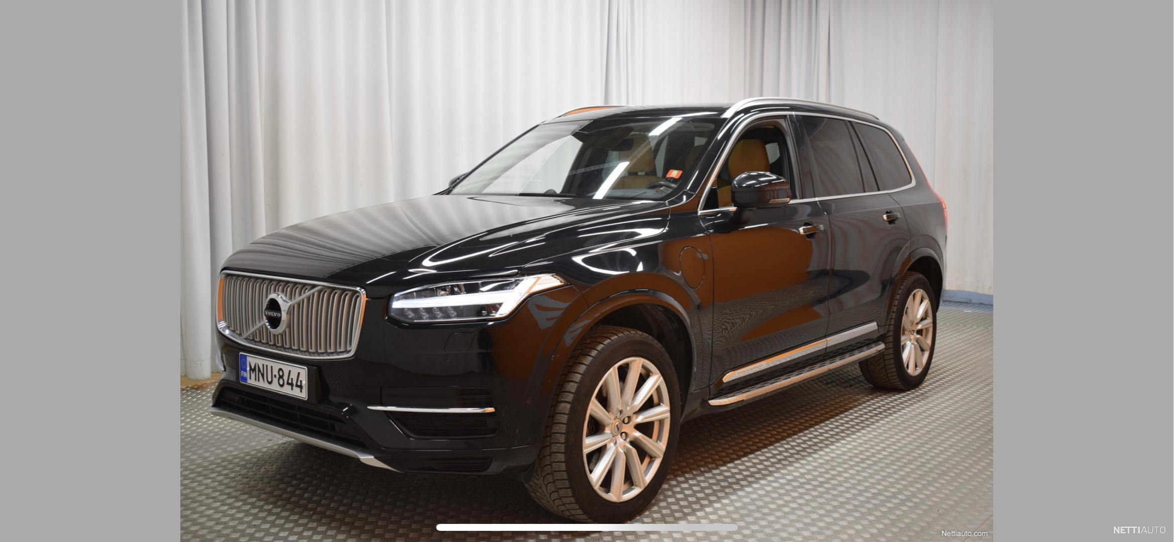 XC90 Twin Engine Symbols and messages for electronic stability control