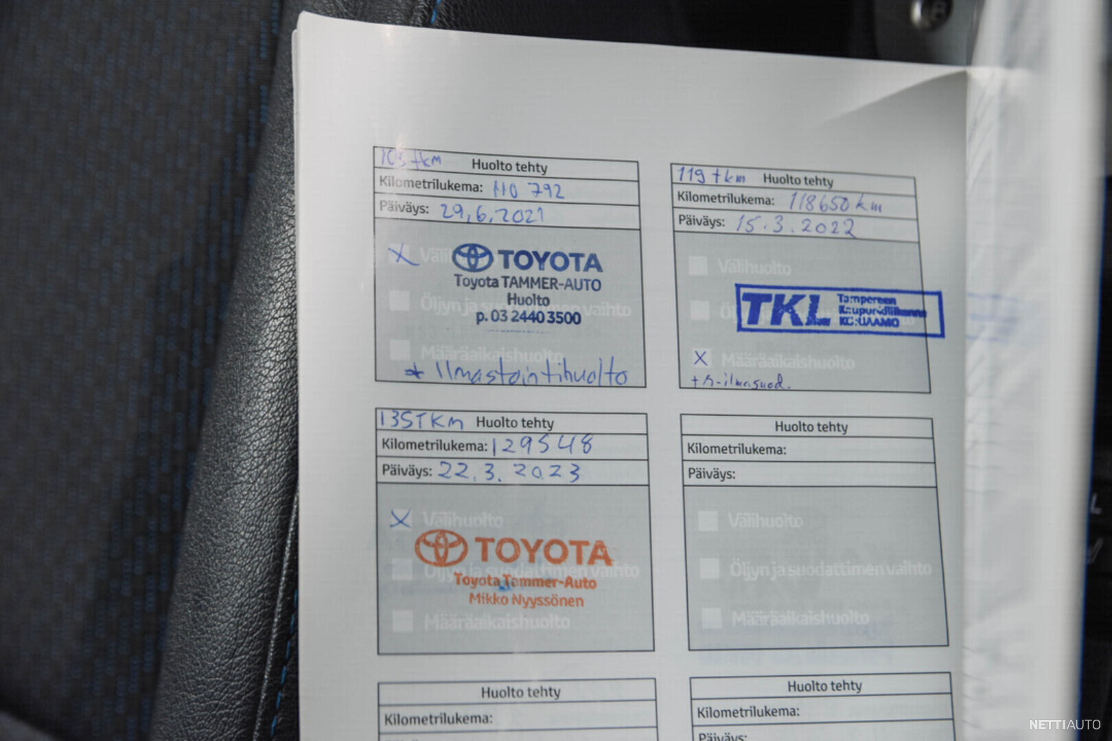Toyota Yaris Hybrid Style 5ov - Peruutuskamera, moottorinlämmitin,  navigointi, vakionopeudensäädin! Viistoperä 2012 - Vaihtoauto - Nettiauto