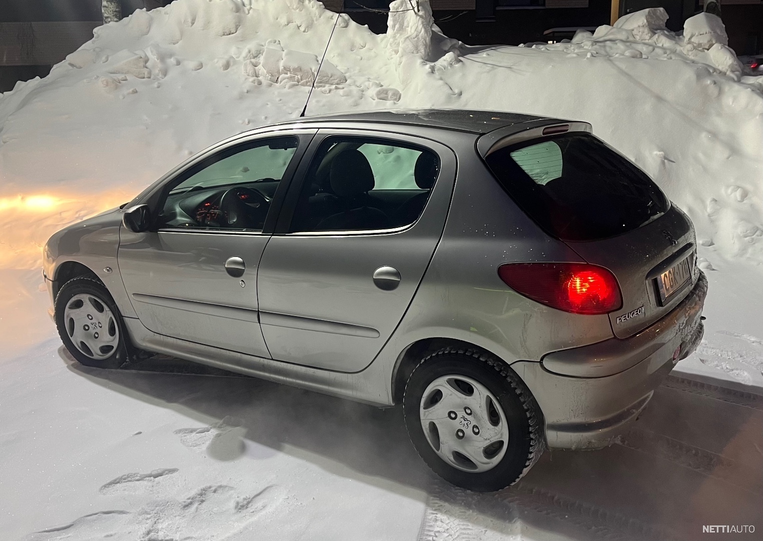 Peugeot 206 1.4 essence - Voitures