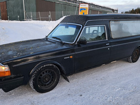 Volvo 245