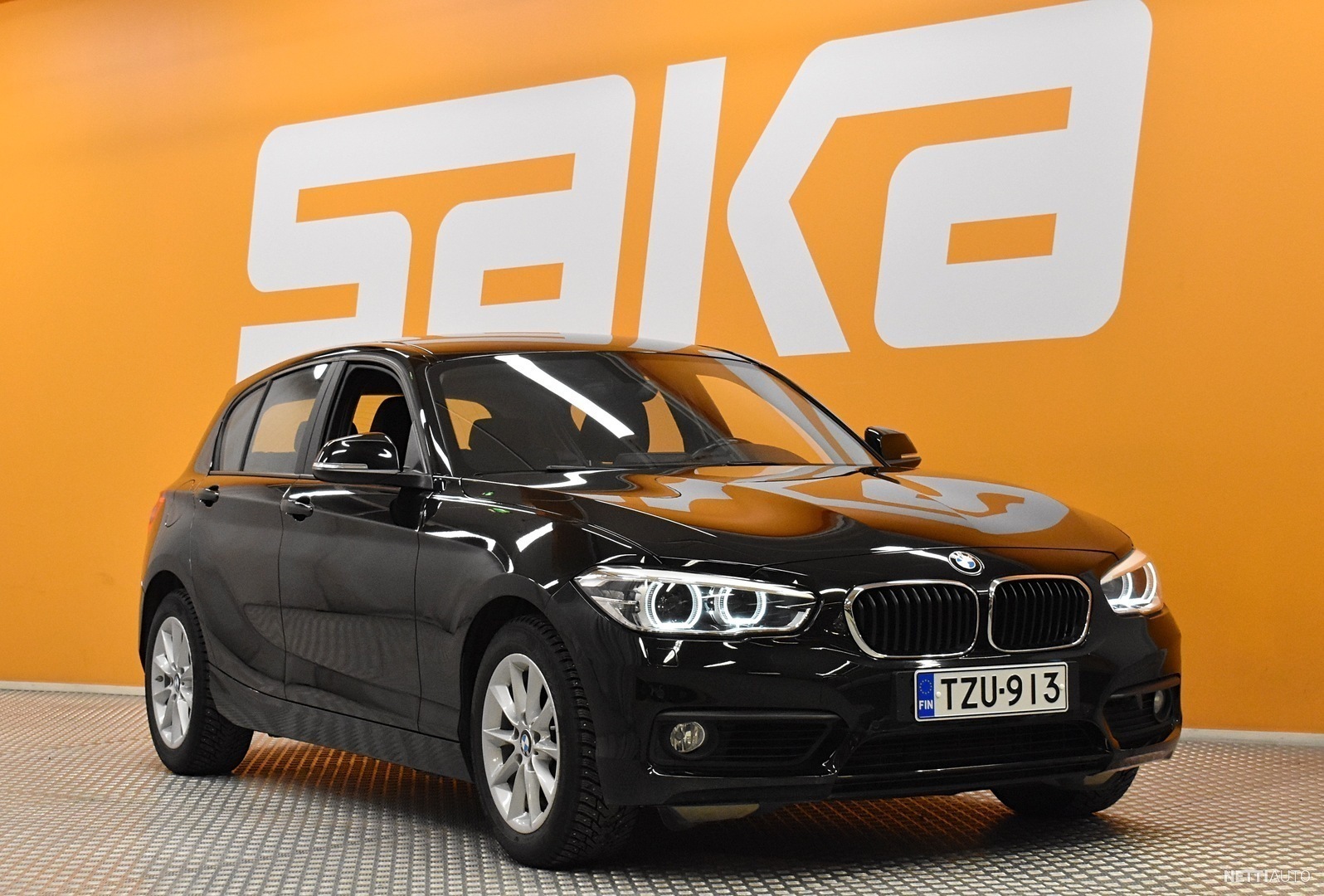 Coche BMW 118i Sportline Business F20 de Países Bajos, 5000 EUR para la  venta - ID: 7640556