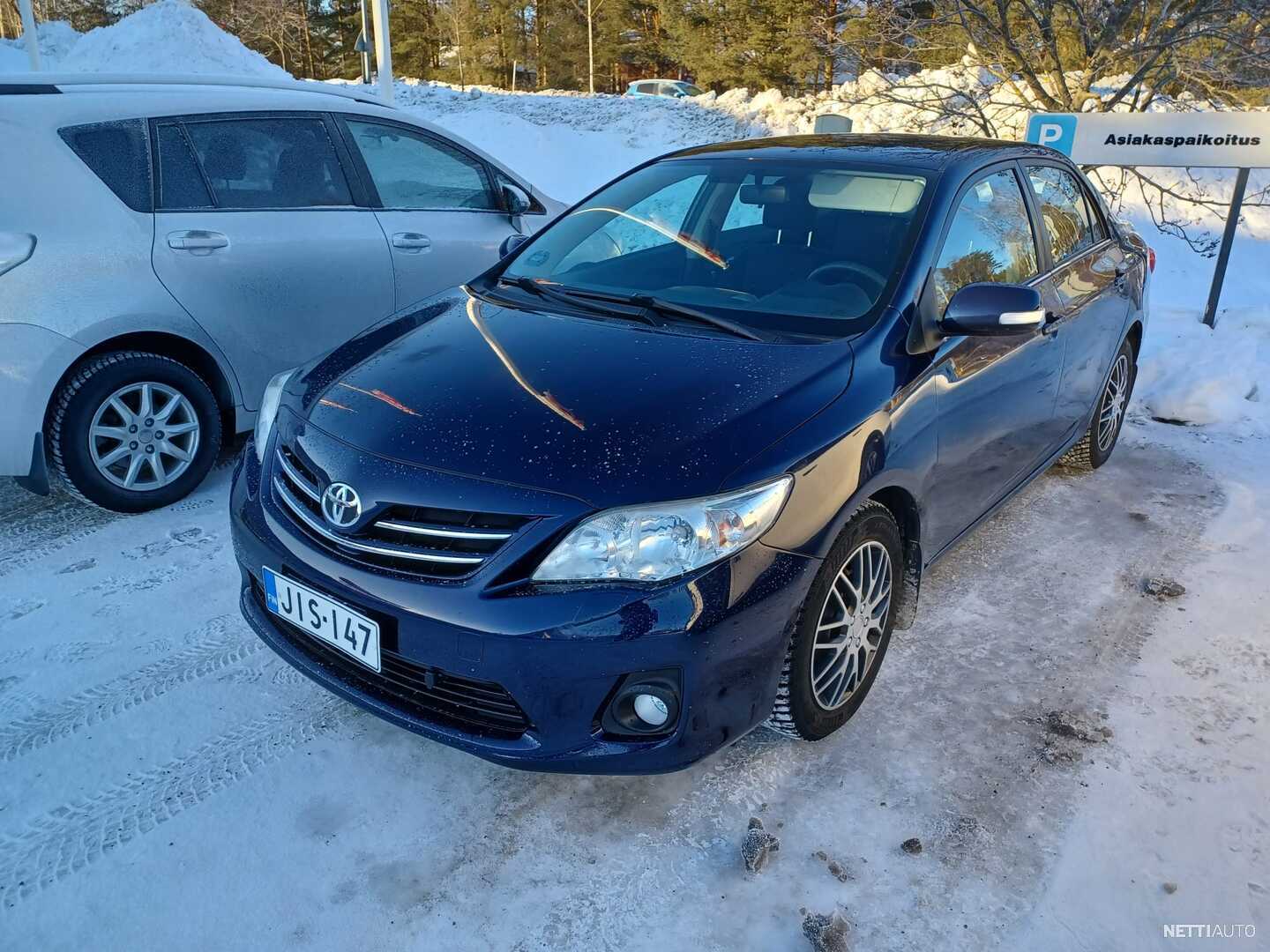 toyota-corolla-1-6-valvematic-linea-sol-4ov-vetokoukku