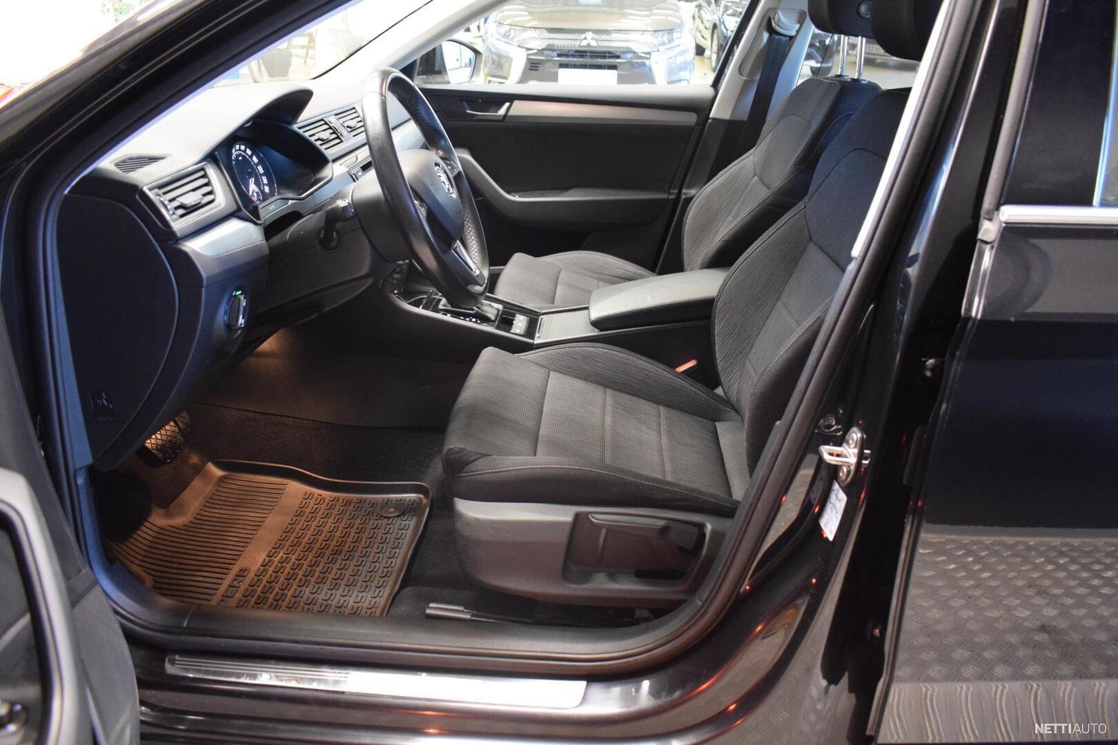 12 / 23