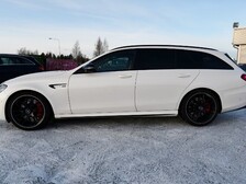 Mercedes-Benz E 63 AMG