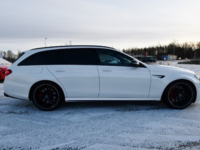 Mercedes-Benz E 63 AMG