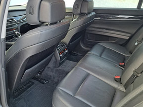 BMW 730